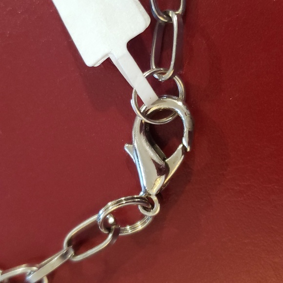 Locket - Picture 5 of 5